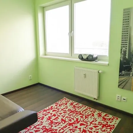 アパート Cosy In Centre トルナヴァ